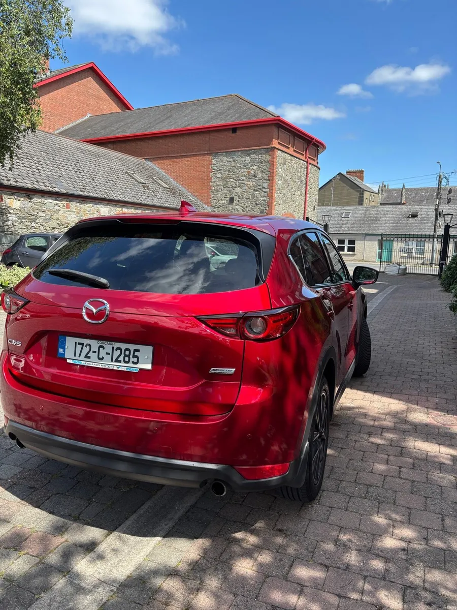 172 Mazda CX-5 2.2D PLATINUM - Image 2
