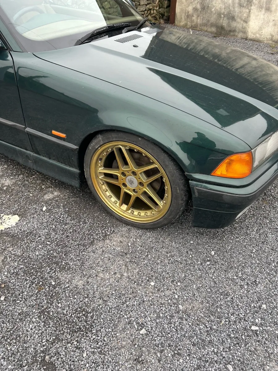323i e36 - Image 1