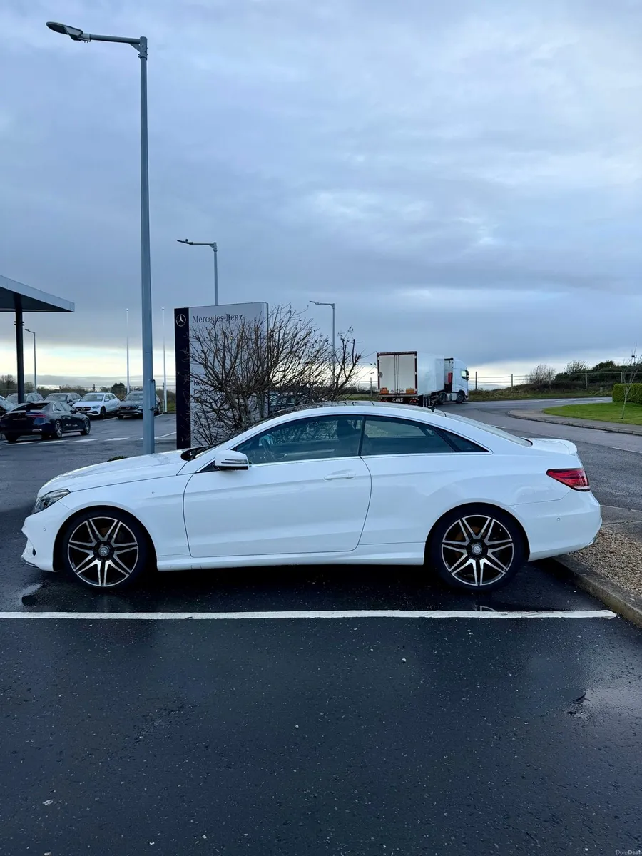 2016 Mercedes Benz E220D AMG Coupe - Sunroof-White - Image 4