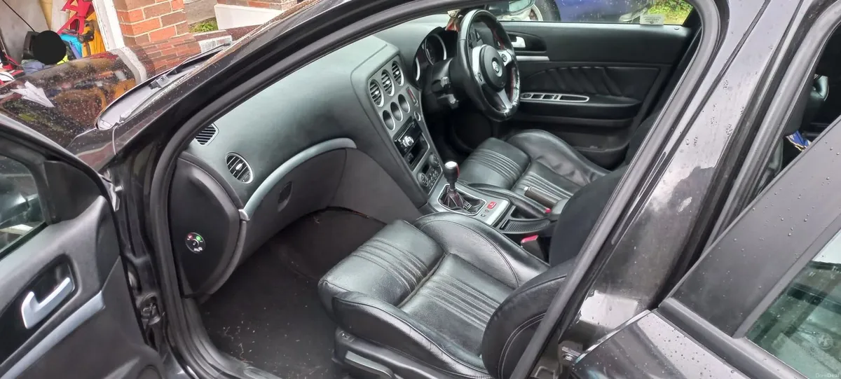 Alfa Romeo 159 Sportwagon Ti 2008 1.9 16V 150BHP - Image 6