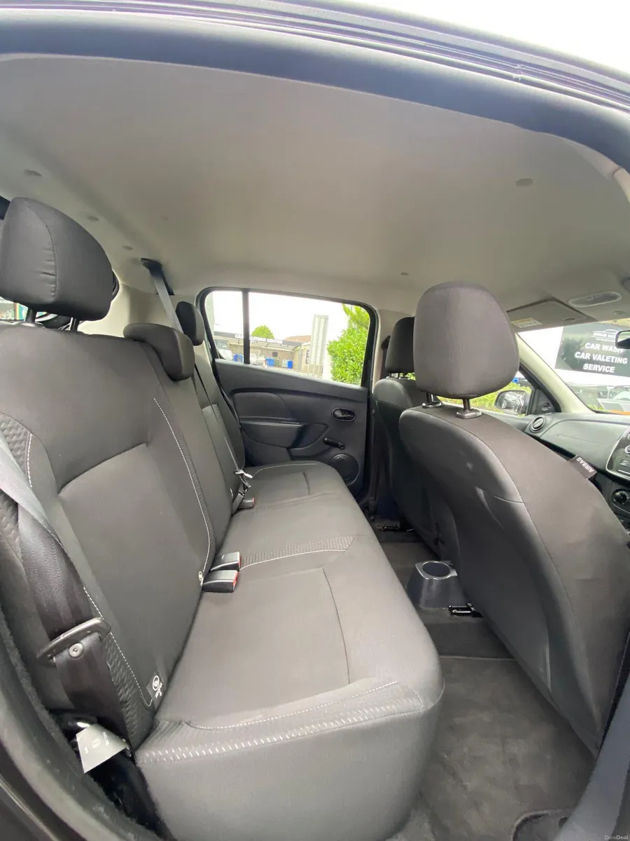 Dacia Sandero 2018 1.2 - Image 5