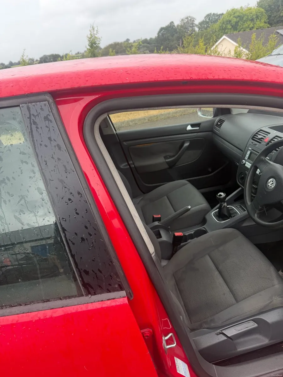 Volkswagen Golf 1.4 petrol - Image 5