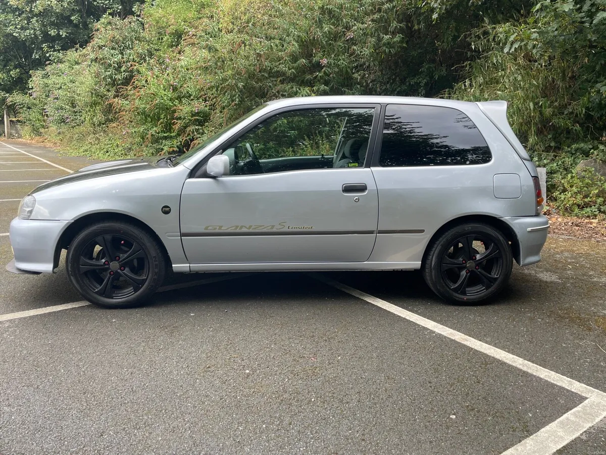Toyota Starlet 1998 - Image 4