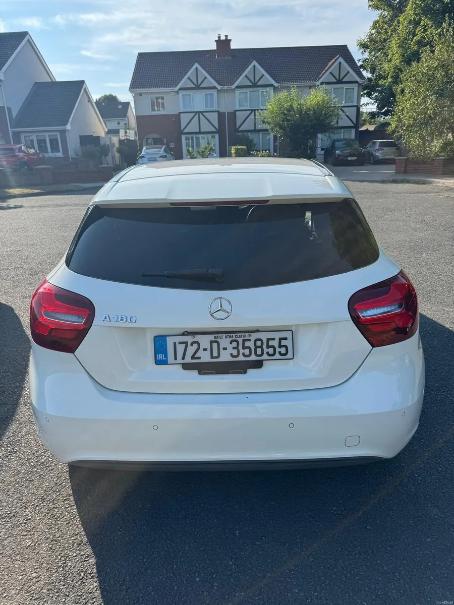 MERCEDES BENZ A180 - Image 3