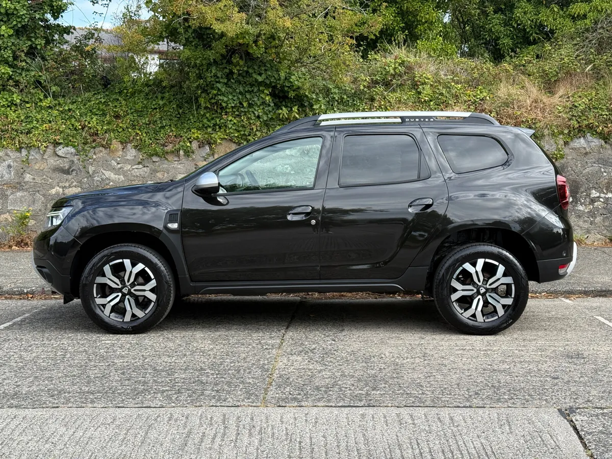 DACIA DUSTER 2022 PRESTIGE HIGH SPEC LOW KMS - Image 2
