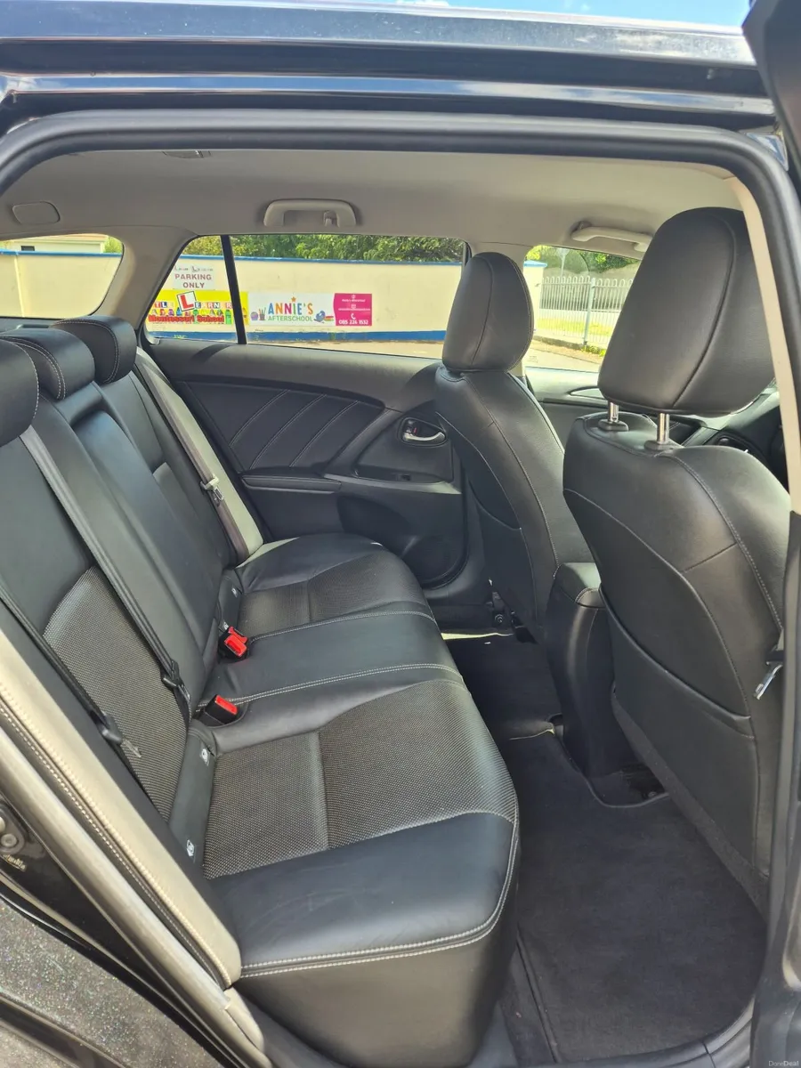 Toyota Avensis 2018 - Image 3