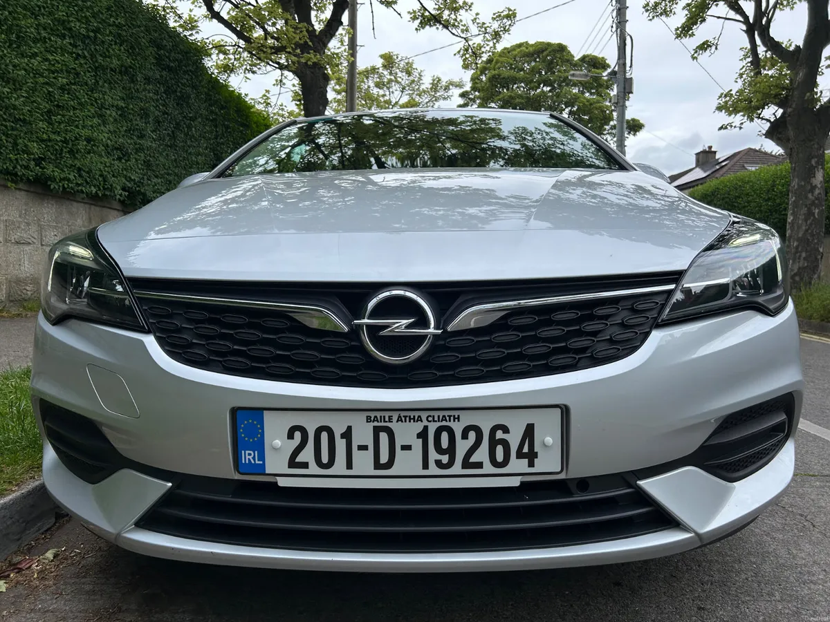2020 OPEL ASTRA ELITE PETROL LEATHER INTERIOR - Image 2
