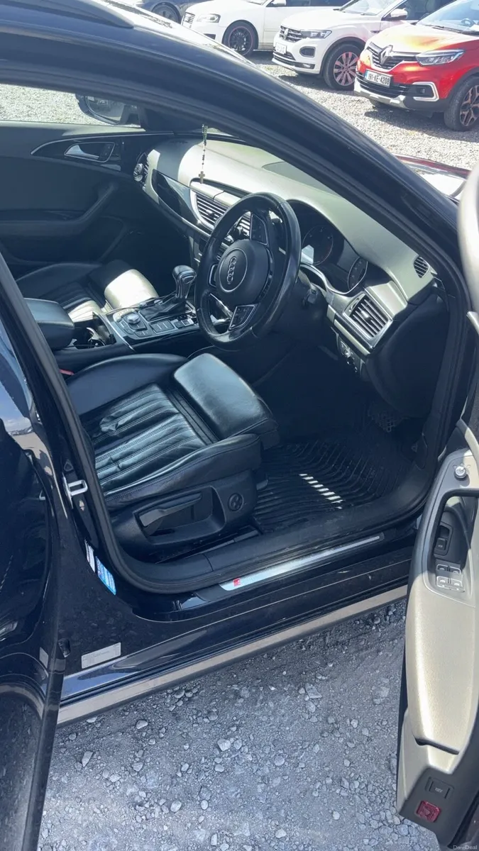 AUDI A6 BLACK EDITION - Image 5