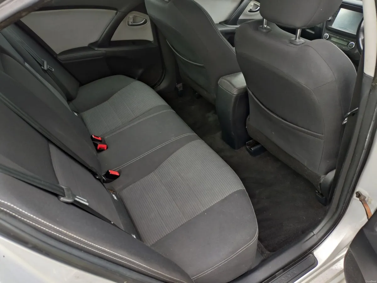 Toyota Avensis 2015 NCT 03,27 - Image 2