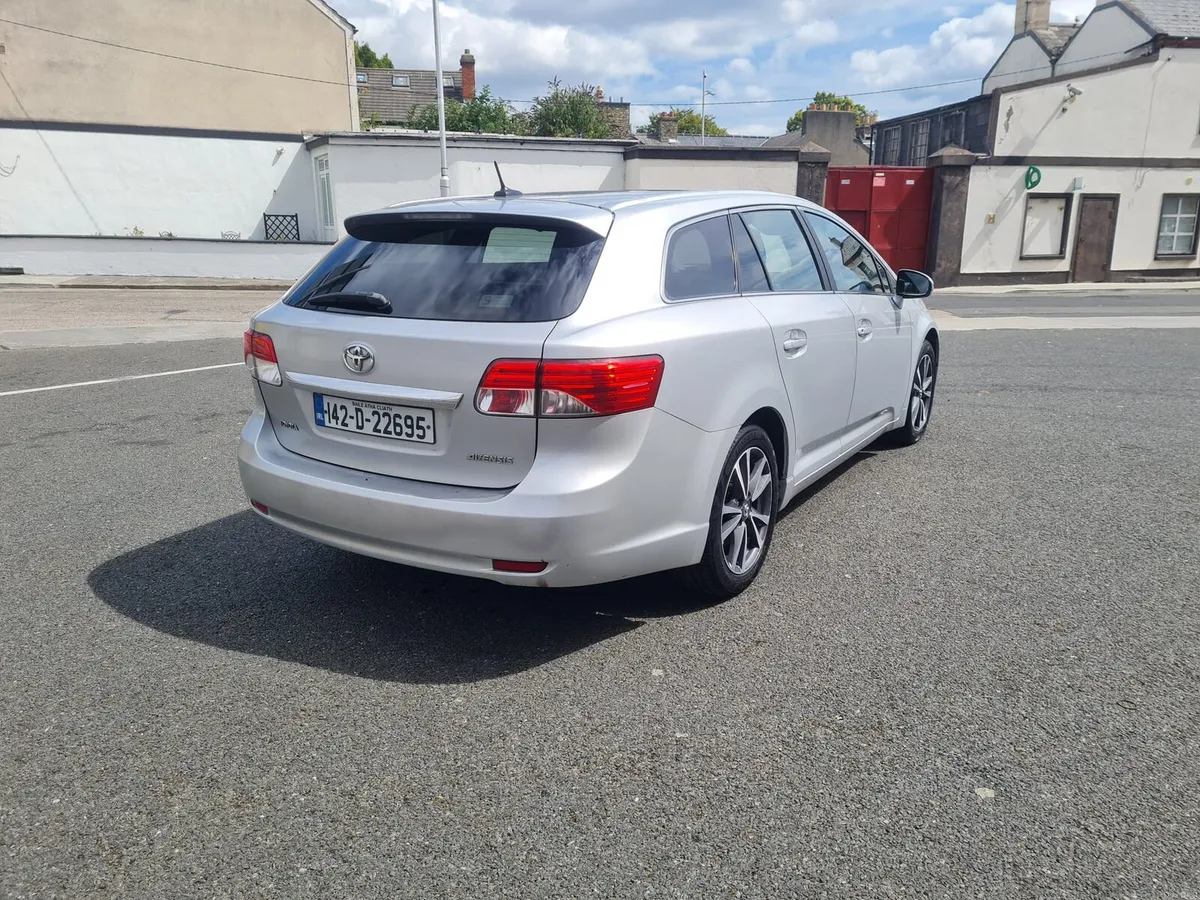 Toyota Avensis Auto - Image 4