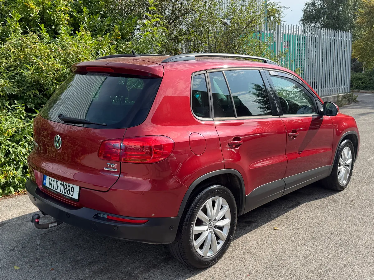 Volkswagen Tiguan 2.0 TDI Low KM L&L - Image 4