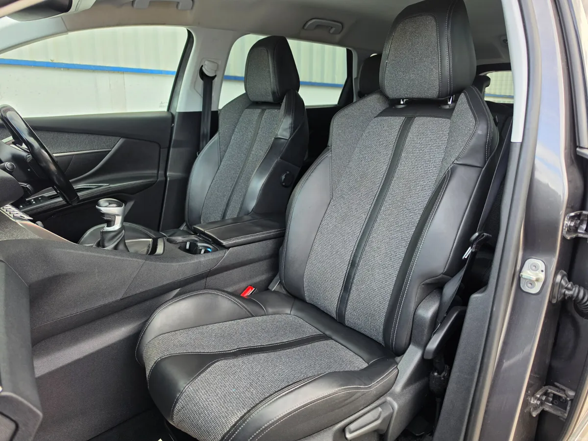 PEUGEOT 5008 2018 HIGH SPEC ALLURE 7 SEATER - Image 4