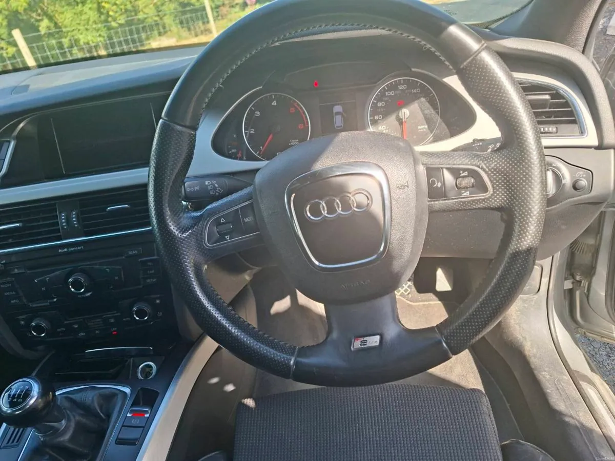 Audi A4 Avant S Line - Image 5