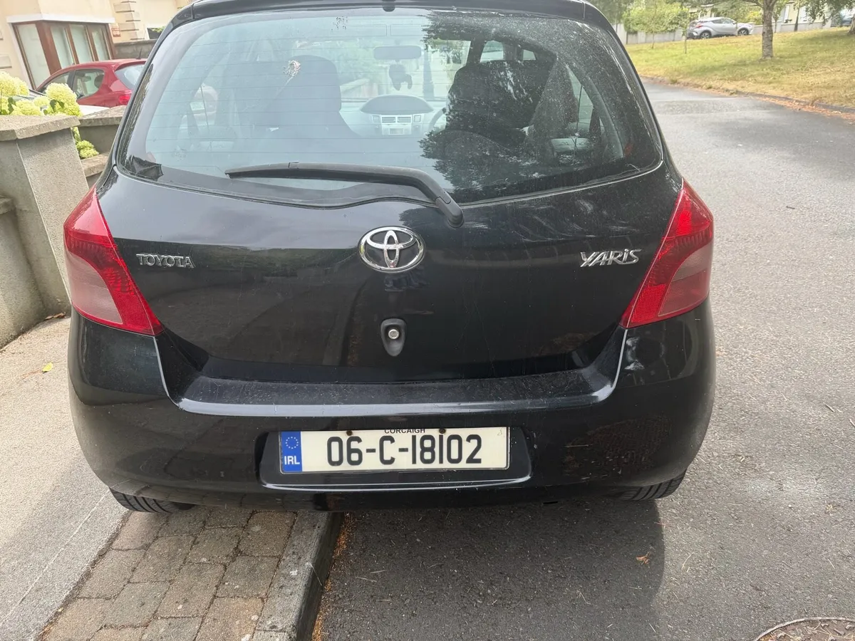 Yaris 1 litre low milage 176 km nct 09/26 - Image 4