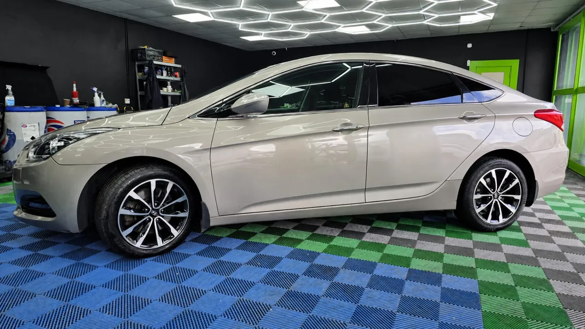 Hyundai i40 2016 AA APPROVED - Image 4