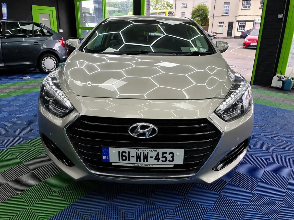 Hyundai i40 2016 AA APPROVED - Image 2