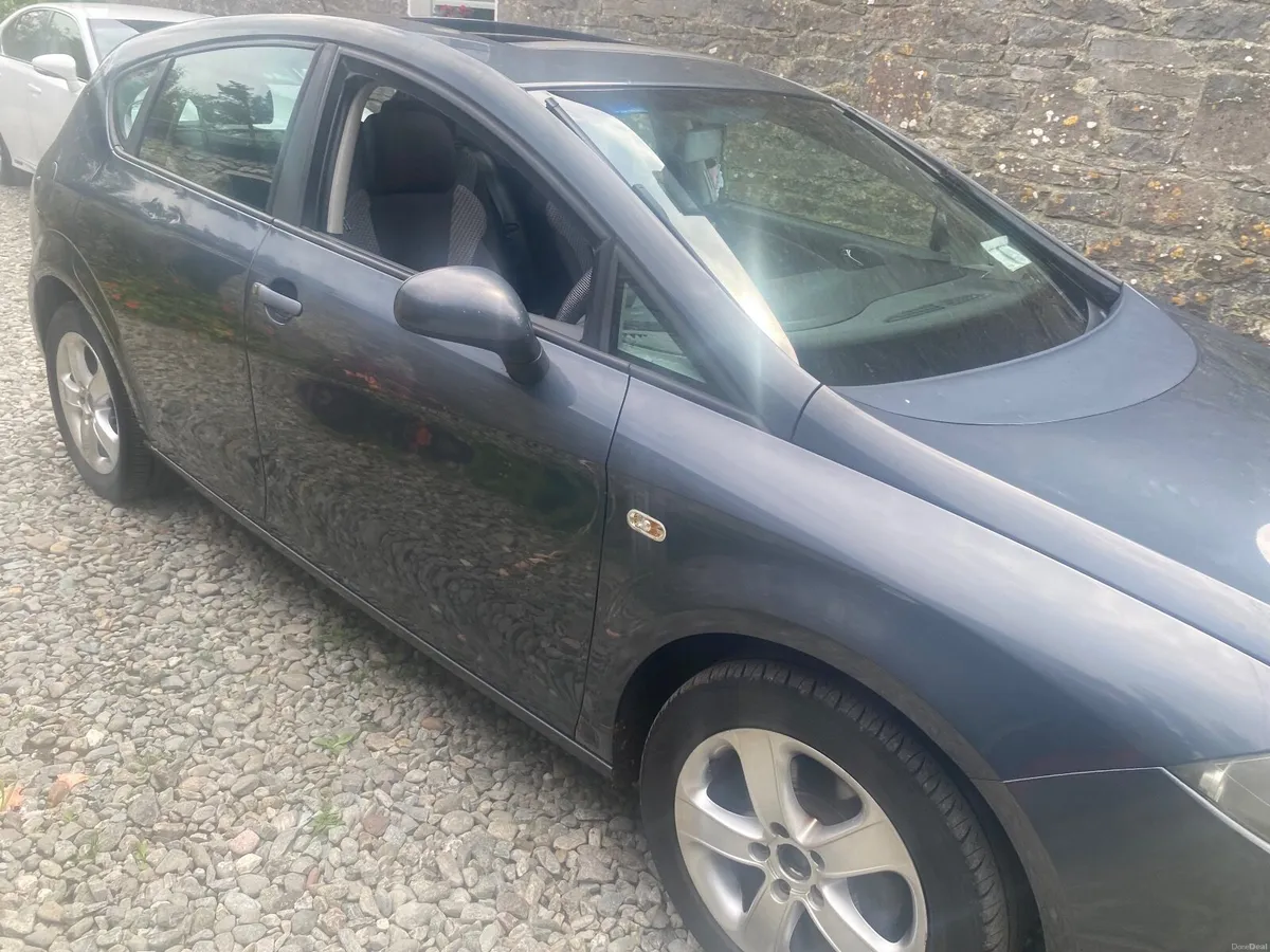 SEAT Leon 2008 - Image 2
