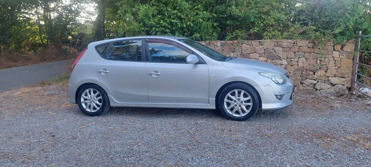 Hyundai i30 Automatic - Image 1