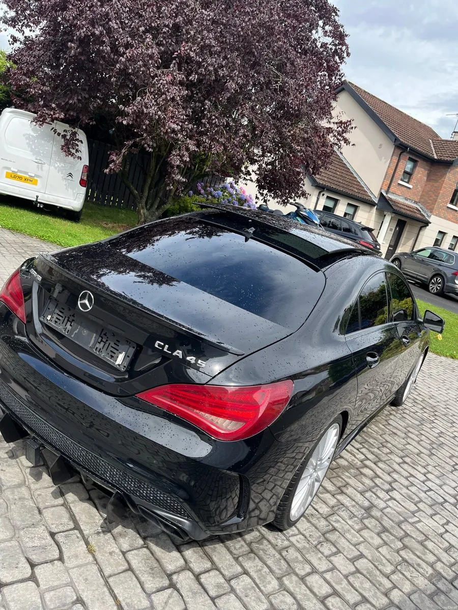 Mercedes CLA45 AMG - Image 4