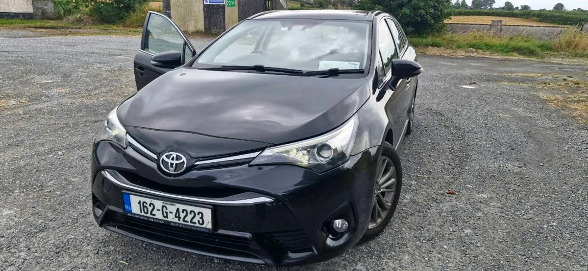 Toyota avensis 2.0 2016 - Image 2