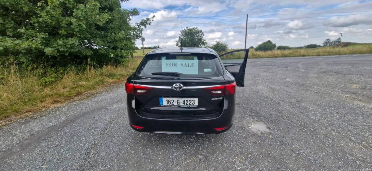 Toyota avensis 2.0 2016 - Image 4