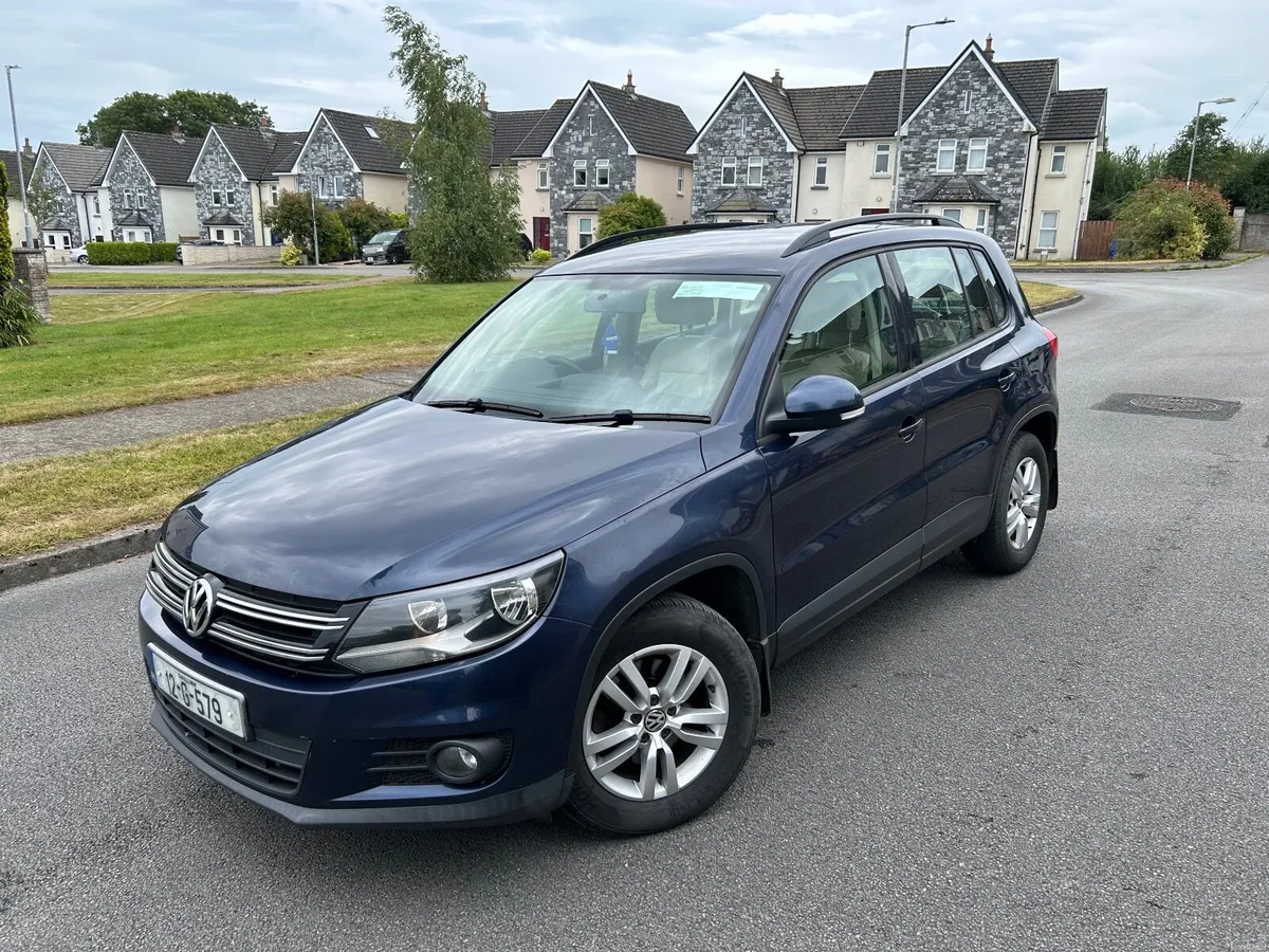 2012 Volkswagen Tiguan 2.0 TDI high spec model - Image 2