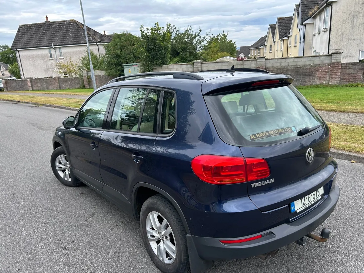 2012 Volkswagen Tiguan 2.0 TDI high spec model - Image 5