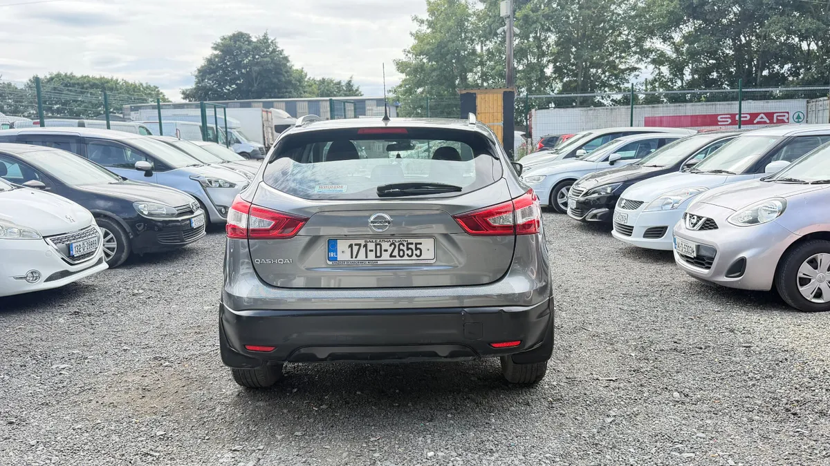 Nissan Qashqai 2017 Automatic Low Mileage - Image 6