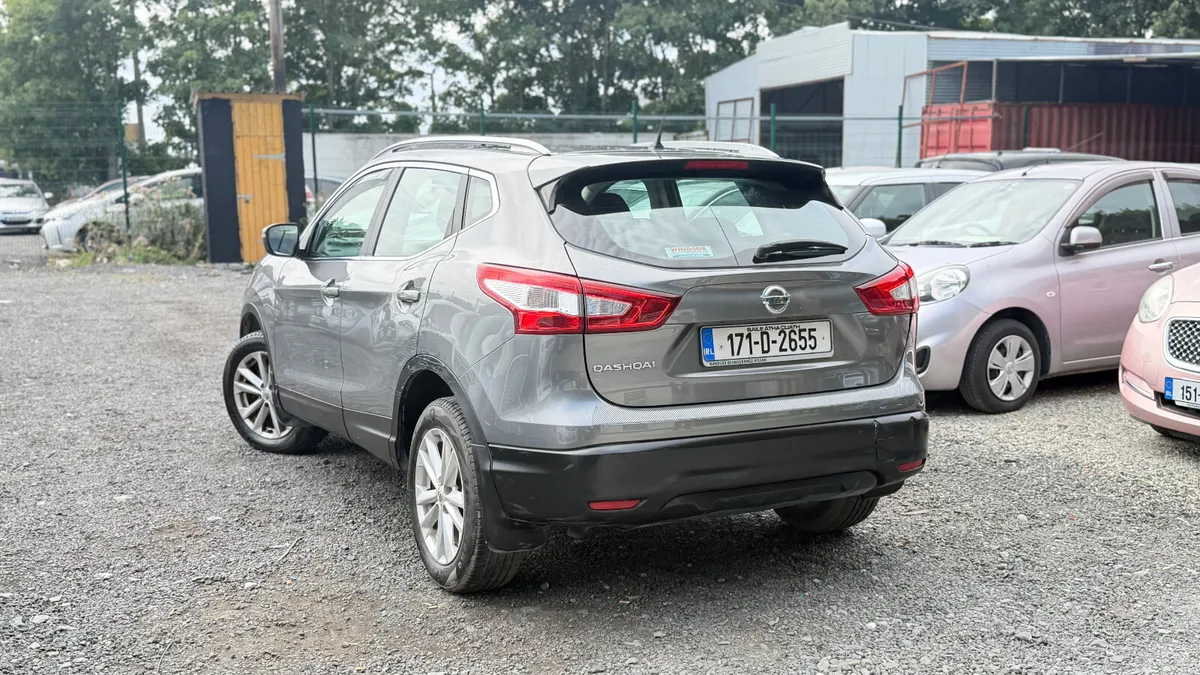 Nissan Qashqai 2017 Automatic Low Mileage - Image 5