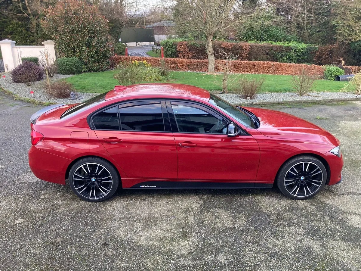 161 BMW 3 Series 316 D Manual Sport M Performance - Image 2