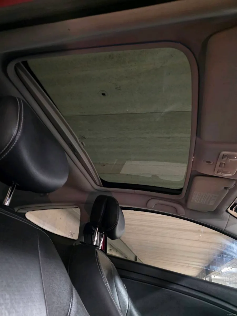 Renault megane 1.5 diesel - Image 2