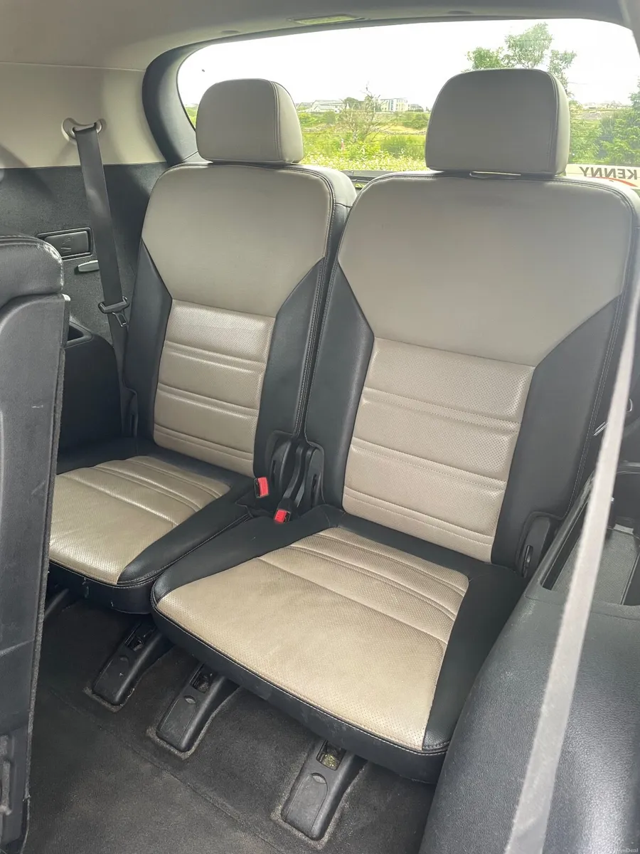 Kia Sorento 2015 Platimum AWD 7 Seats - Image 6