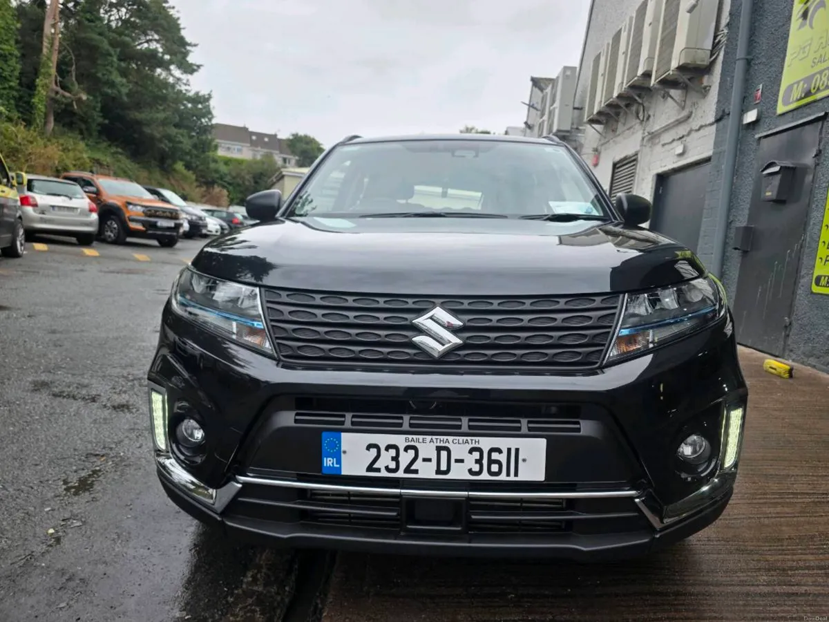 Suzuki Vitara 2023 1.4 Hybrid manual - Image 3