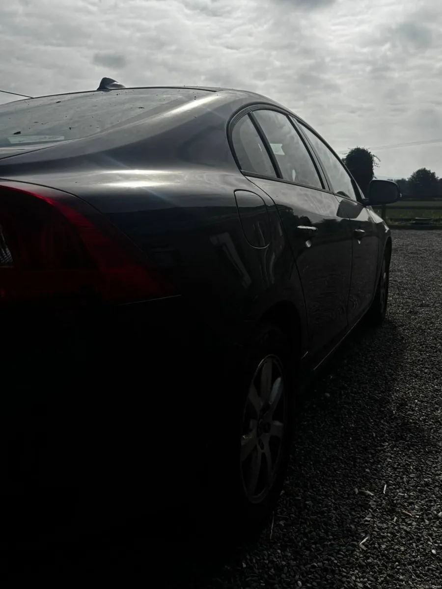 Volvo S60 2013 - Image 5
