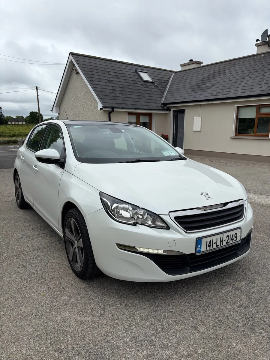 Peugeot 308 - Image 1