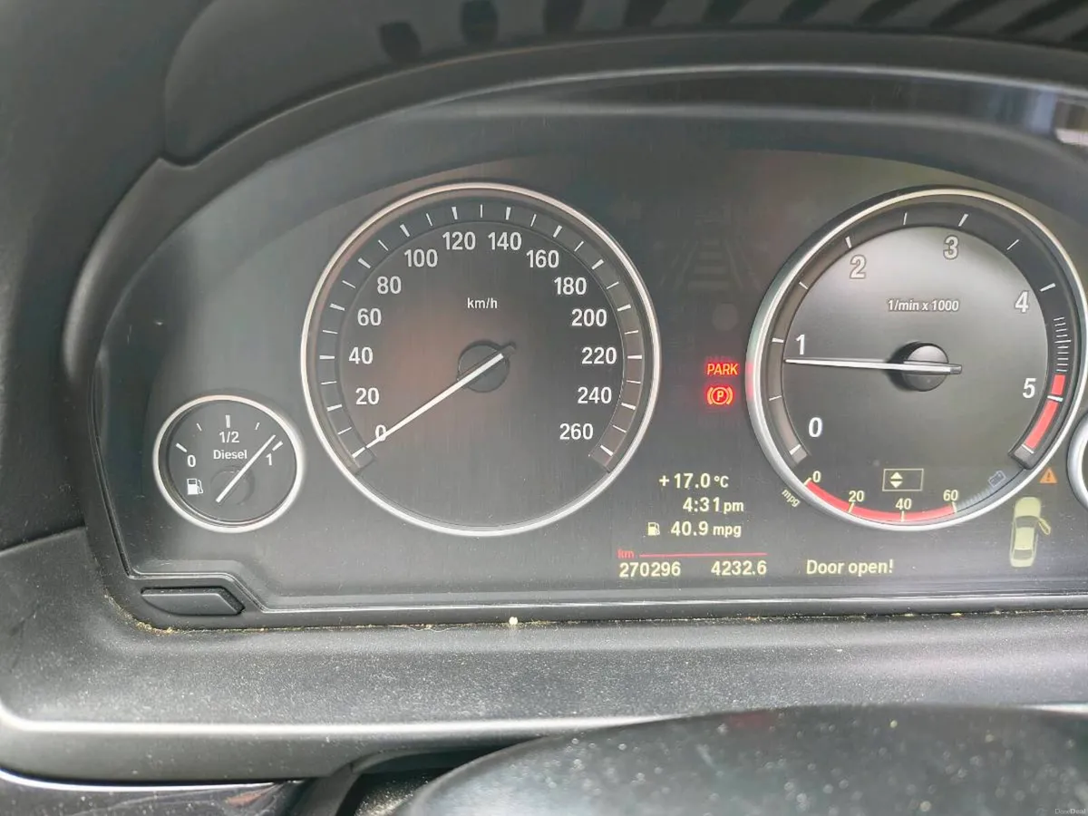 BMW 520 SE Manual - Image 1
