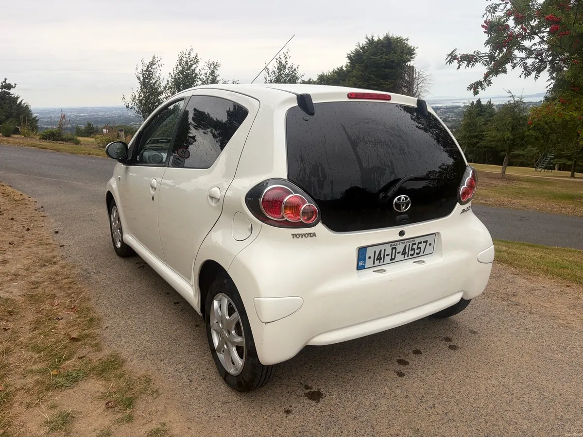 Toyota Aygo 1.0 L Manaul 11/26 Nct 10/26 tax - Image 2
