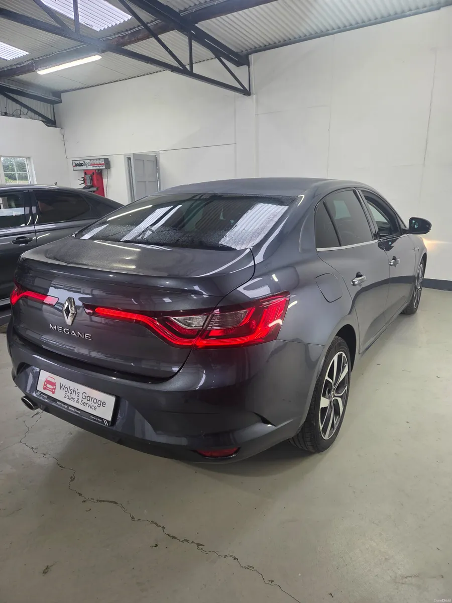 Renault Megane 1.5 Dynamique Nav  2017 - Image 4