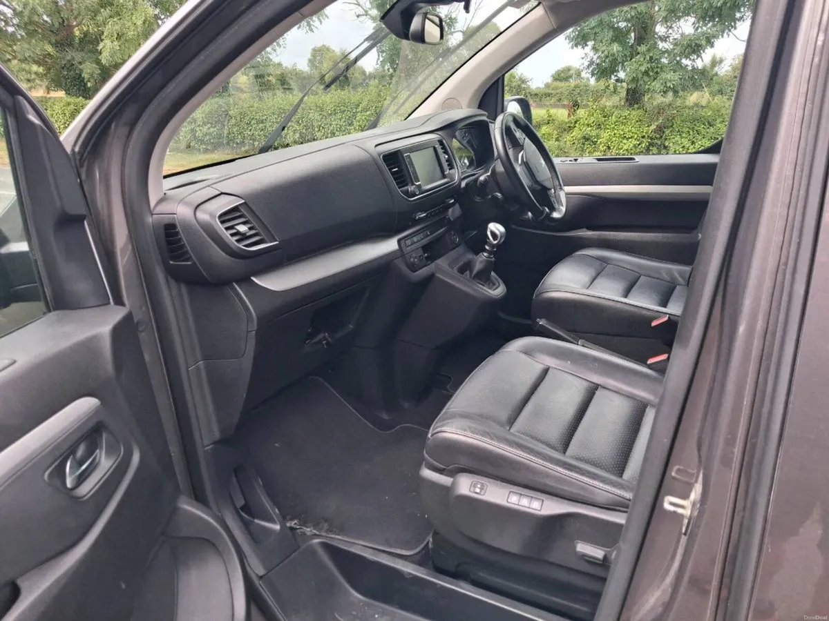 Peugeot traveller wheelchair accessible - Image 3