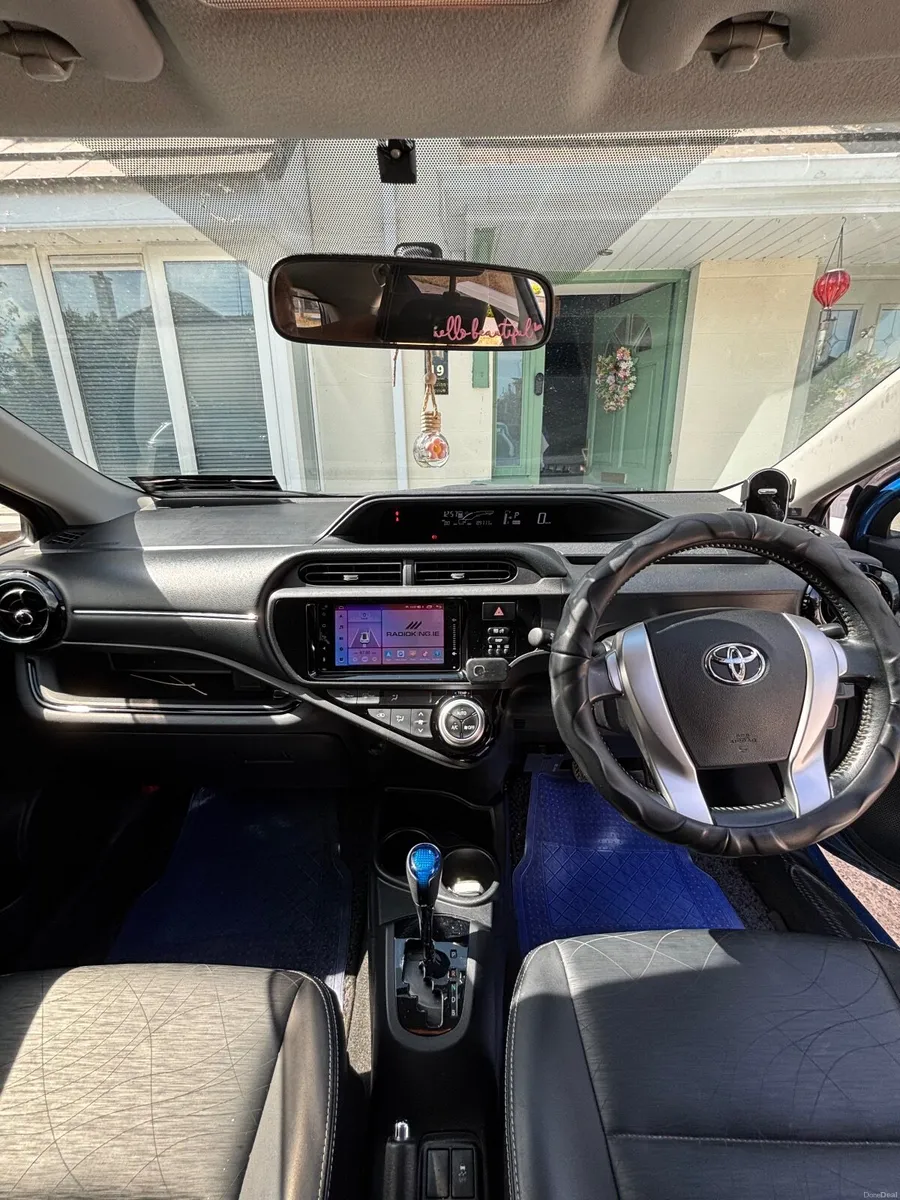 Toyota Aqua 2015 LEATHER SPEC - Image 5