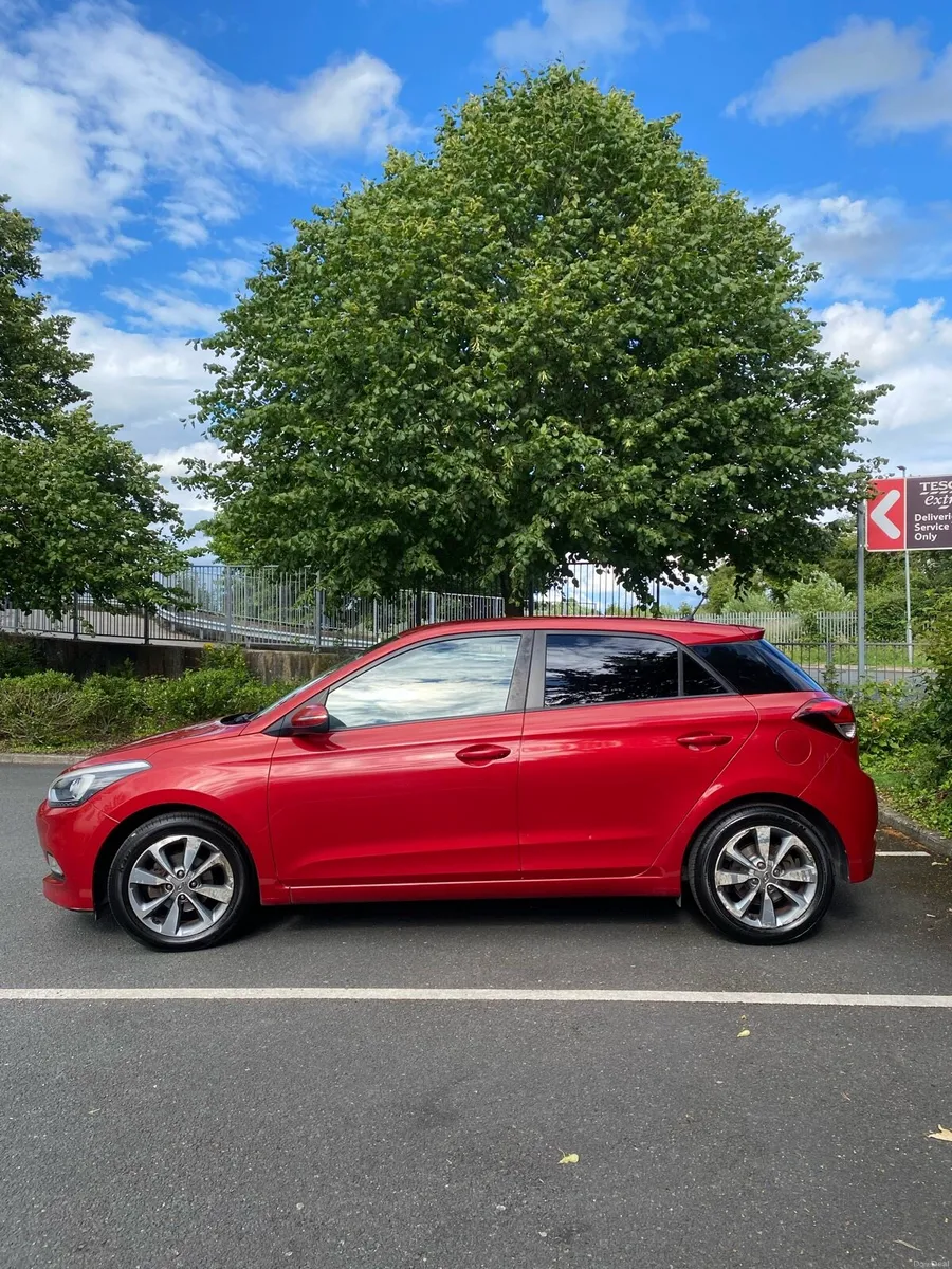 2016 Hyundai i20 Deluxe 5DR 1.2 Petrol - Image 4