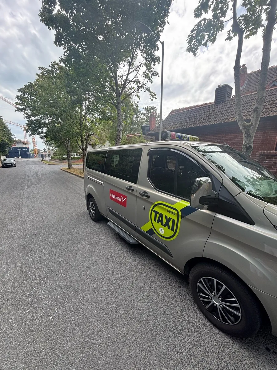 Ford Transit 2014 Taxi - Image 2