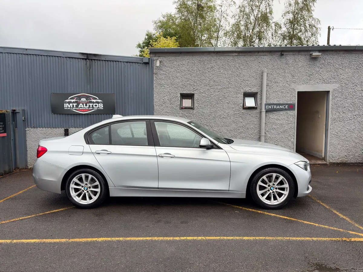 BMW 3-Series 2017 - Image 1