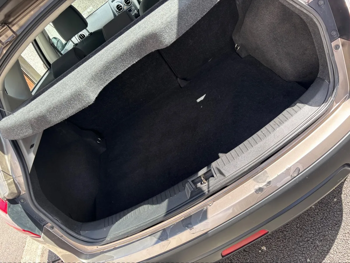 Nissan Qashqai 2012 - Image 3