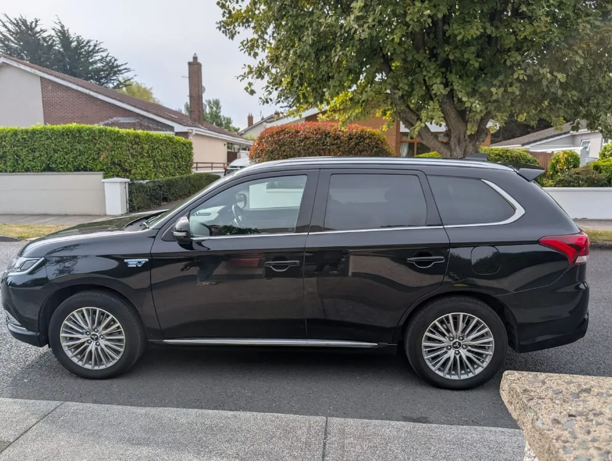 Mitsubishi Outlander 2020 - Image 5