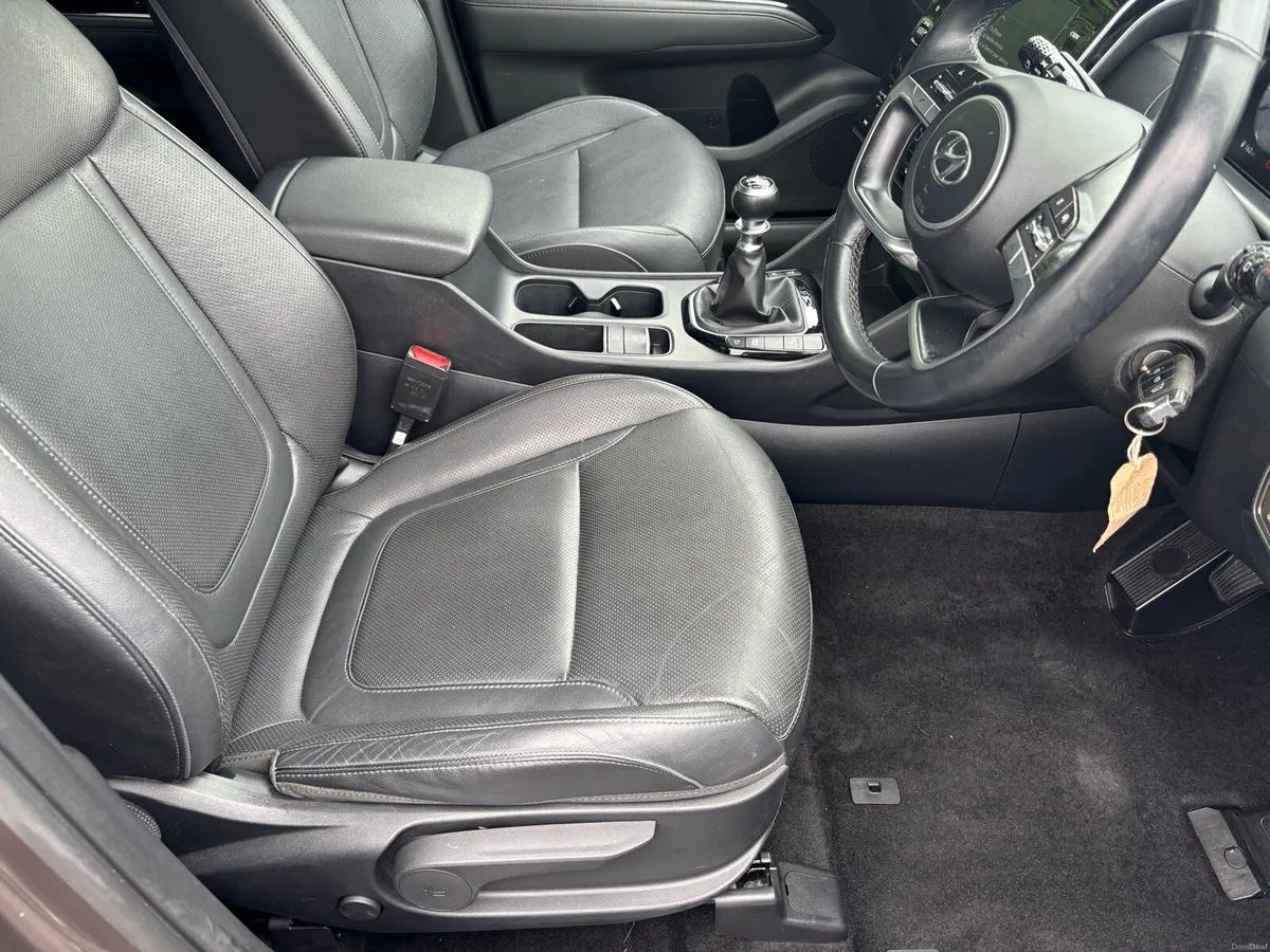 (221) Hyundai Tucson Executive 2022 - Image 5