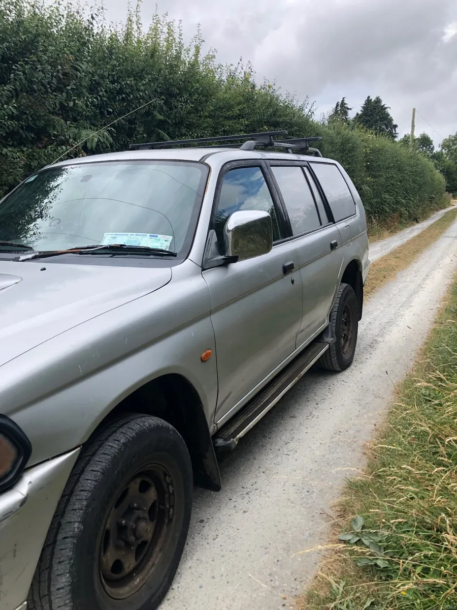 Mitsubishi Shogun Sport 2.5 L Diesel Manual - Image 3