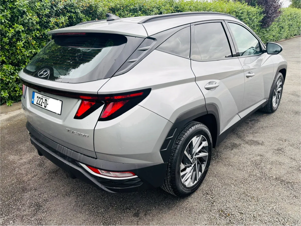 (222) Hyundai Tucson Executive 2022 - Image 4