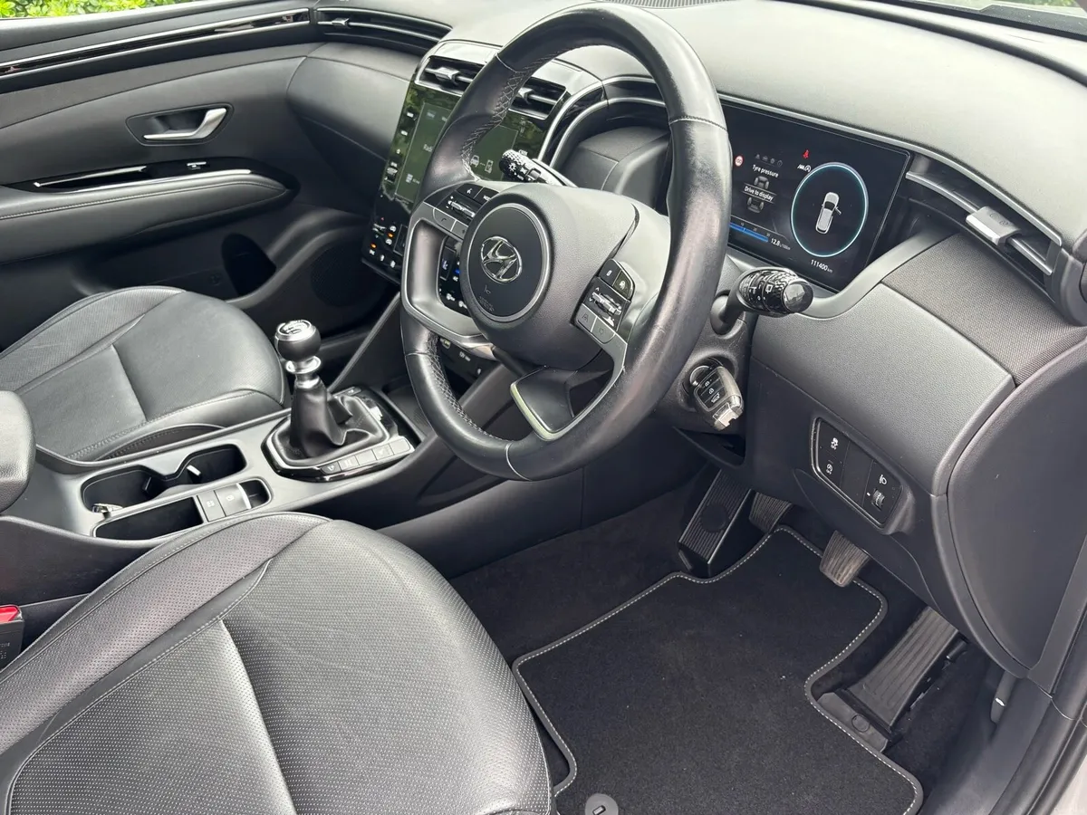 (222) Hyundai Tucson Executive 2022 - Image 6