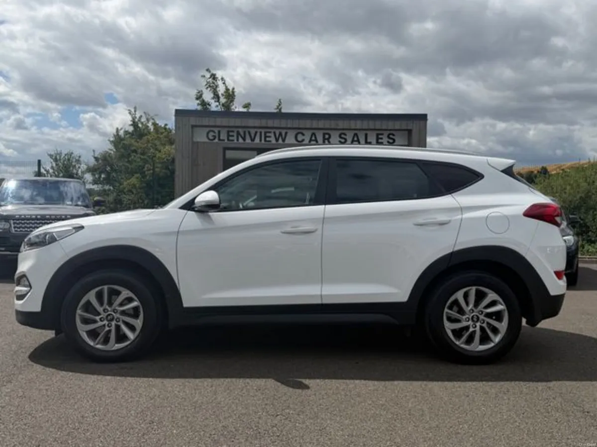 Hyundai Tucson Premium Executive - Image 4